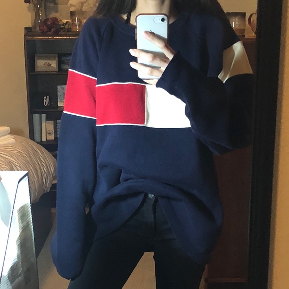 90s Vintage Tommy Hilfiger Navy Logo Sweater - Picture 3 of 8